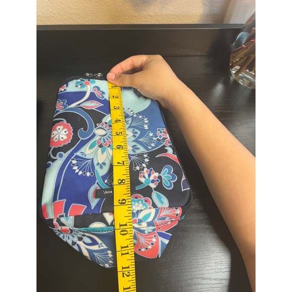 Vera Bradley Blue Lotus Floral Insulated Lunch Bag - Picture 11 of 11